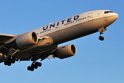 Boeing 777-200ER - N222UA operated by United Airlines