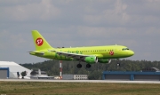 Airbus A319-114 - VP-BHL operated by S7 Airlines