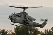 Bell AH-1W Super Cobra - 165052 operated by US Marine Corps (USMC)