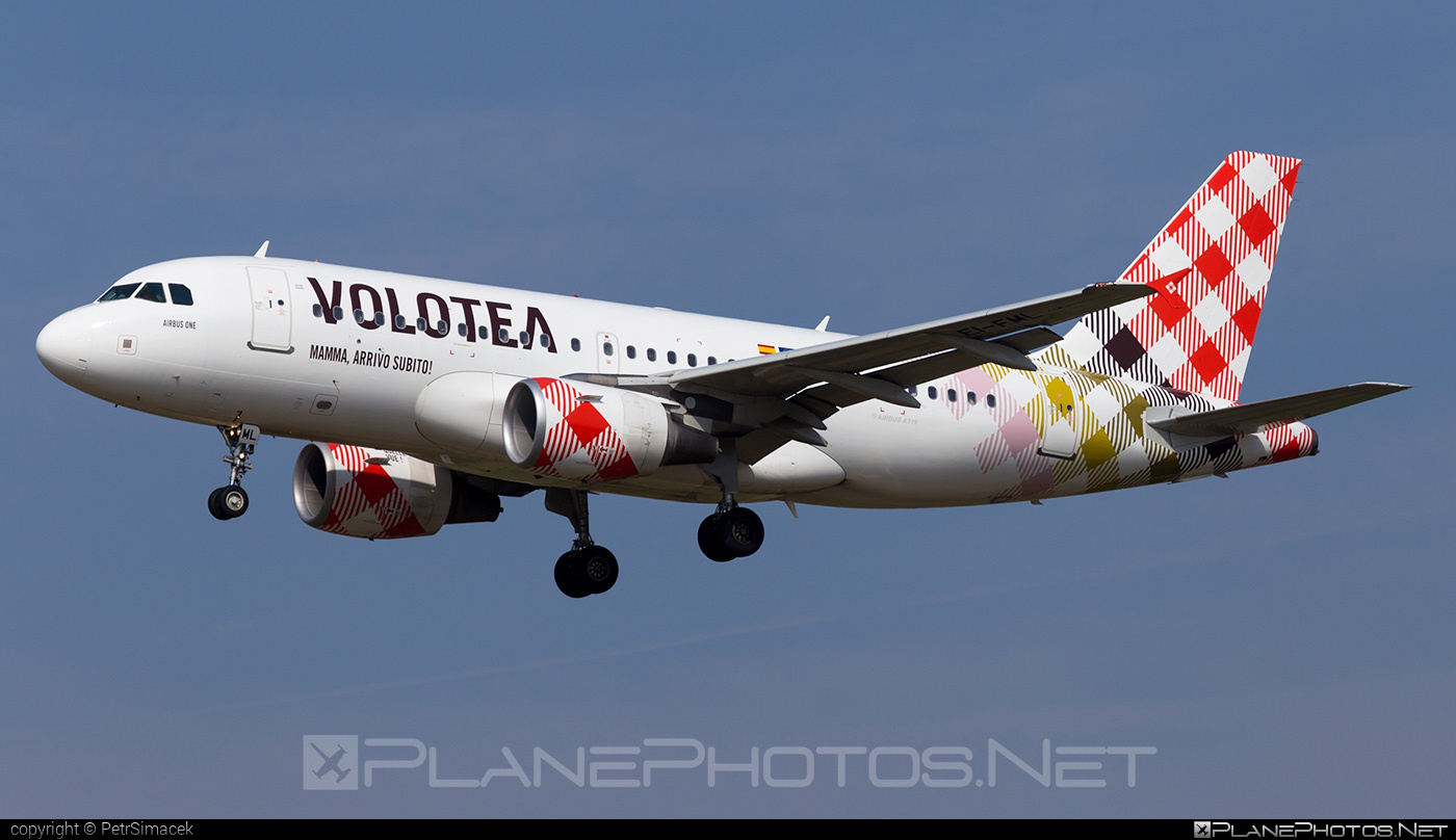 Airbus A319-111 - EI-FML operated by Volotea #a319 #a320family #airbus #airbus319