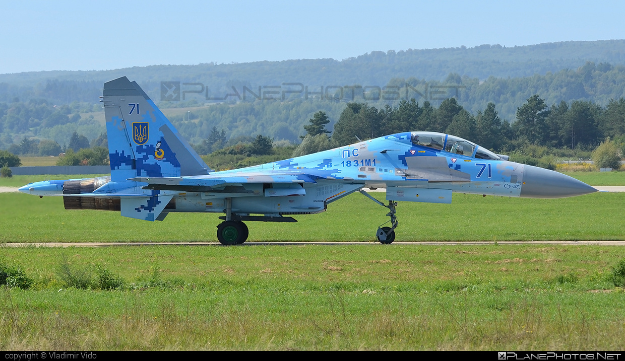 Sukhoi Su-27UB - 71 operated by Povitryani Syly Ukrayiny (Ukrainian Air Force) #povitryanisylyukrayiny #su27 #su27ub #sukhoi #sukhoi27 #ukrainianairforce