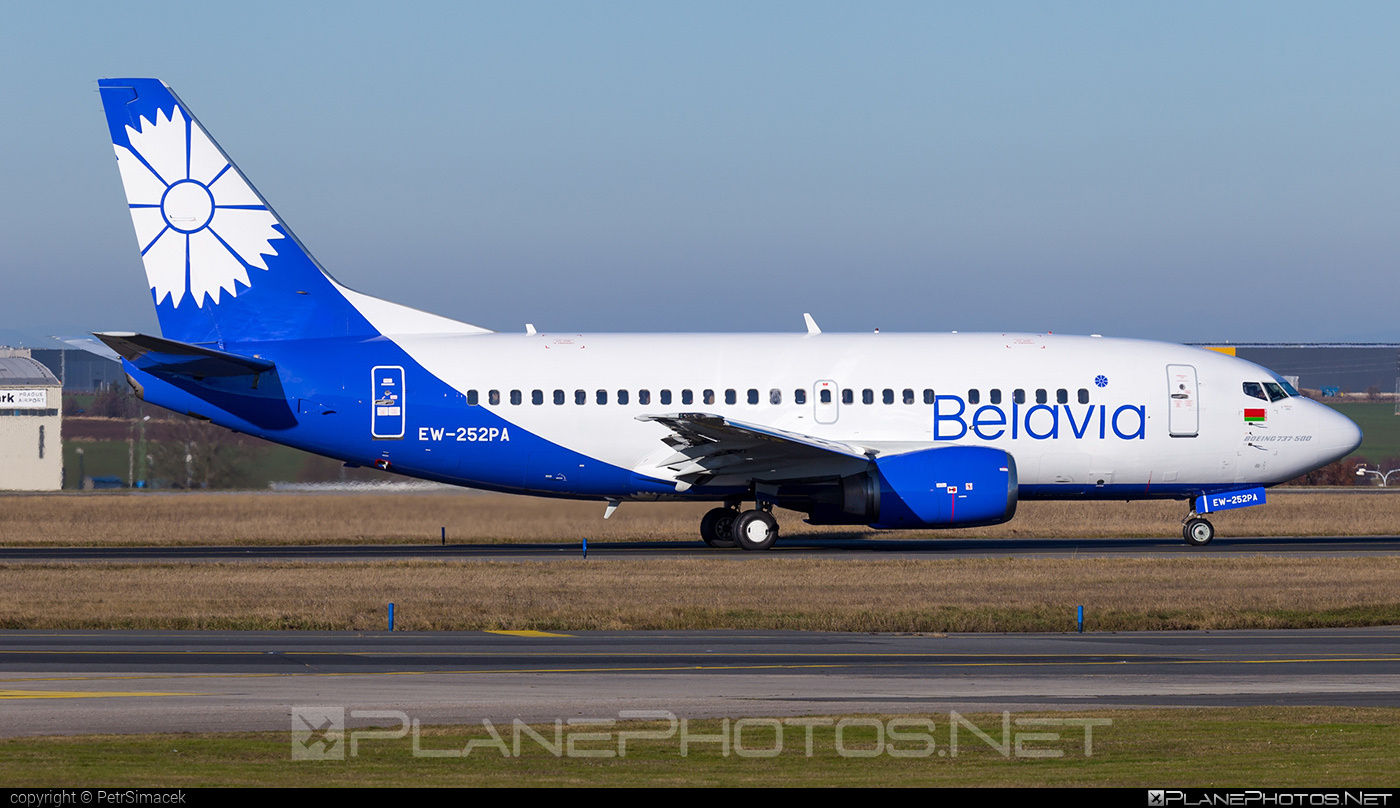 Boeing 737-500 - EW-252PA operated by Belavia Belarusian Airlines #b737 #belavia #boeing #boeing737