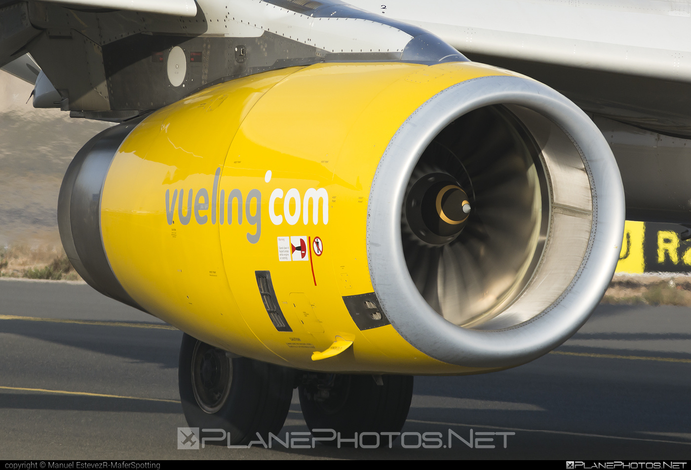 Airbus A320-232 - EC-MFN operated by Vueling Airlines #a320 #a320family #airbus #airbus320 #vueling #vuelingairlines