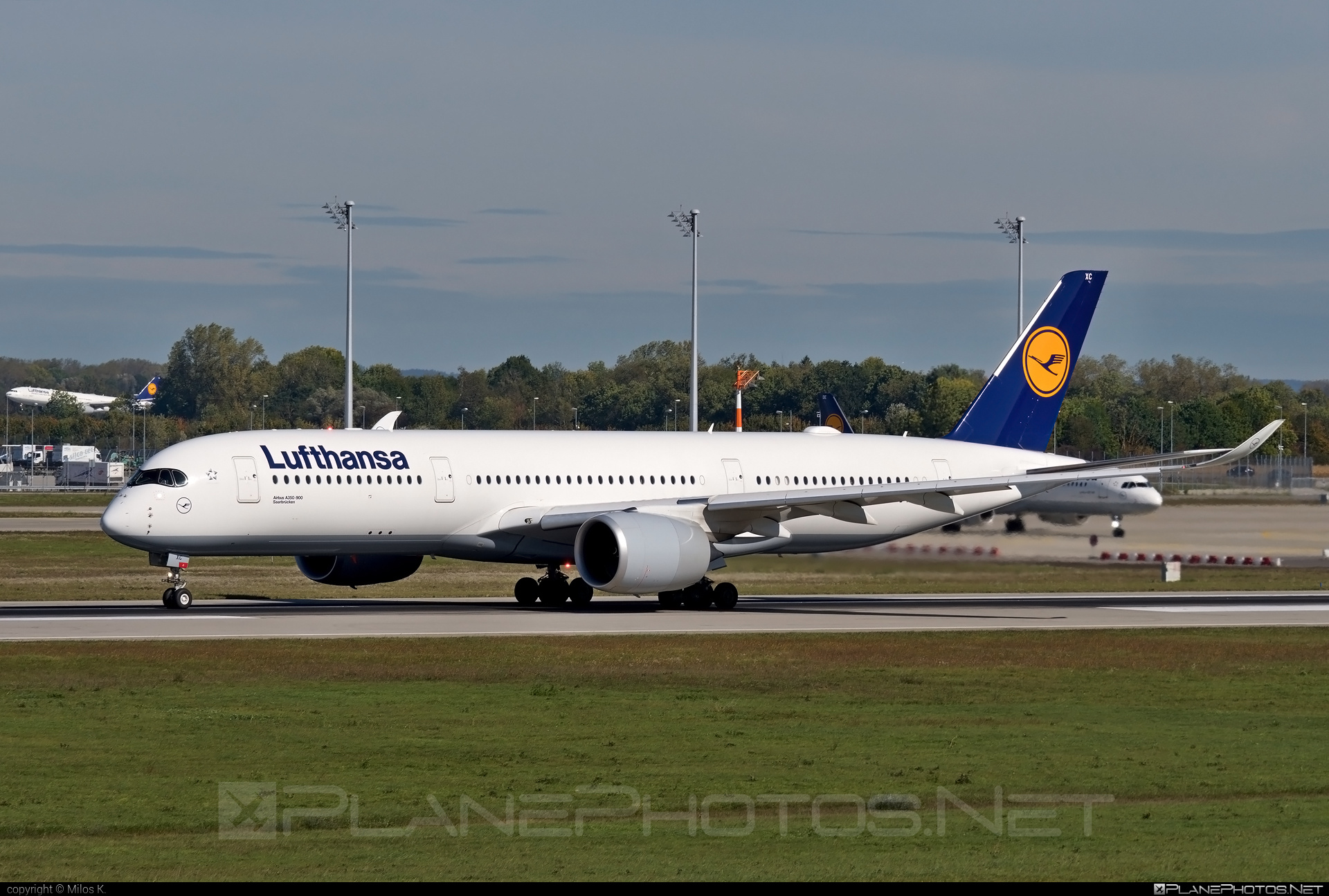 Airbus A350-941 - D-AIXC operated by Lufthansa #a350 #a350family #airbus #airbus350 #lufthansa #xwb