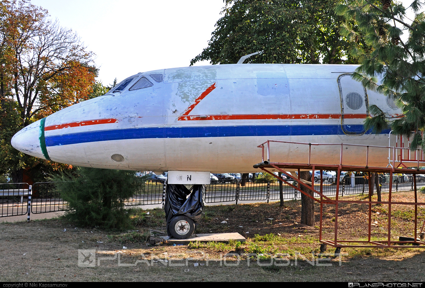 Tupolev Tu-134A-3 - LZ-TUN operated by Hemus Air #tu134 #tu134a3 #tupolev #tupolev134 #tupolevtu134 #tupolevtu134a3