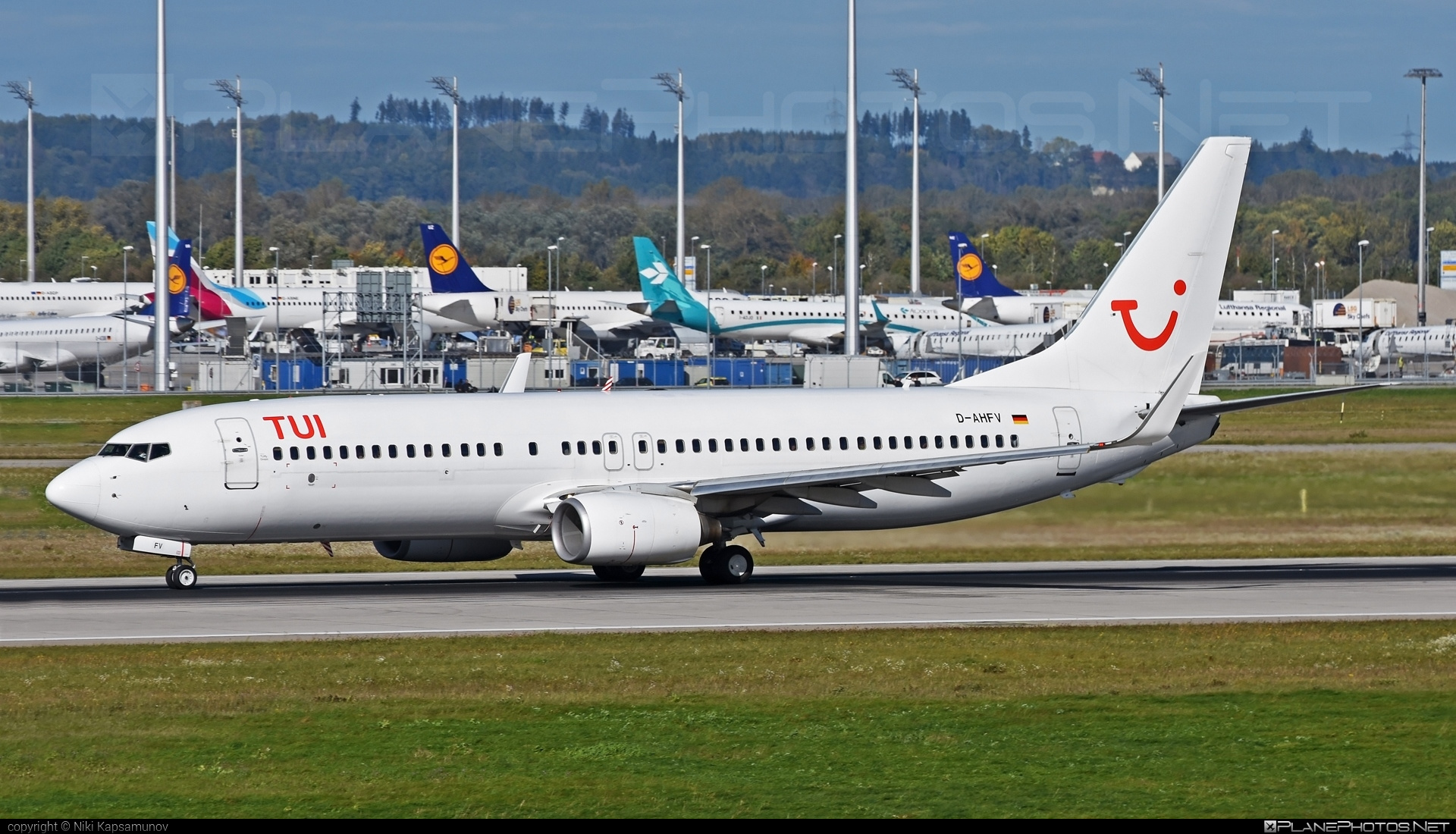 Boeing 737-800 - D-AHFV operated by TUIfly #b737 #b737nextgen #b737ng #boeing #boeing737 #tui #tuifly