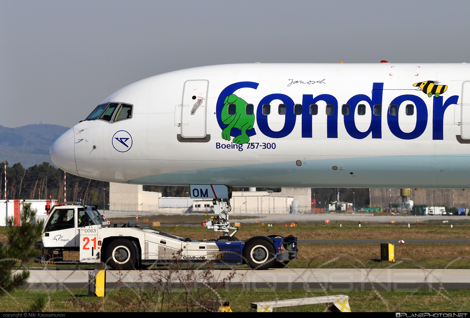 Boeing 757-300 - D-ABOM operated by Condor #b757 #boeing #boeing757 #condor #condorAirlines