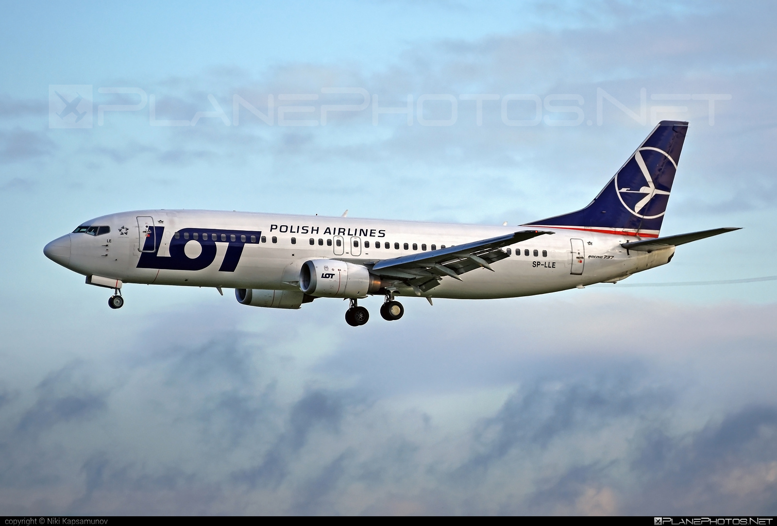 Boeing 737-400 - SP-LLE operated by LOT Polish Airlines #b737 #boeing #boeing737 #lot #lotpolishairlines