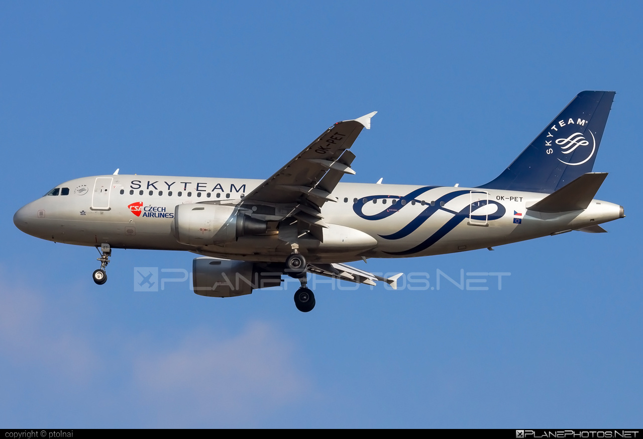 Airbus A319-112 - OK-PET operated by CSA Czech Airlines #a319 #a320family #airbus #airbus319 #csa #czechairlines #skyteam