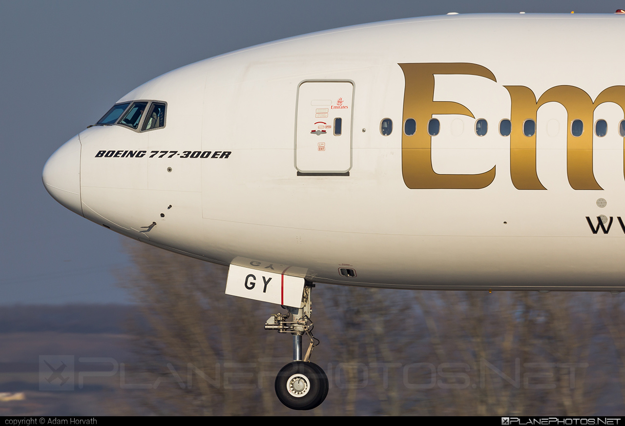 Boeing 777-300ER - A6-EGY operated by Emirates #b777 #b777er #boeing #boeing777 #emirates #tripleseven
