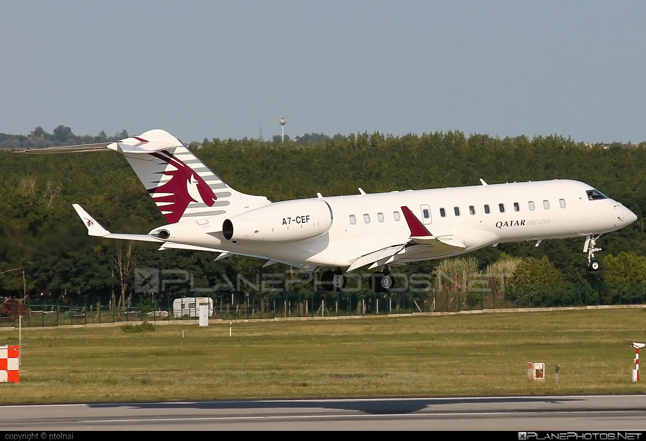 Bombardier Global Express XRS (BD-700-1A10) - A7-CEF operated by Qatar Executive #QatarExecutive #bd7001a10 #bombardier #bombardierglobalexpressxrs #globalexpress #globalexpressxrs