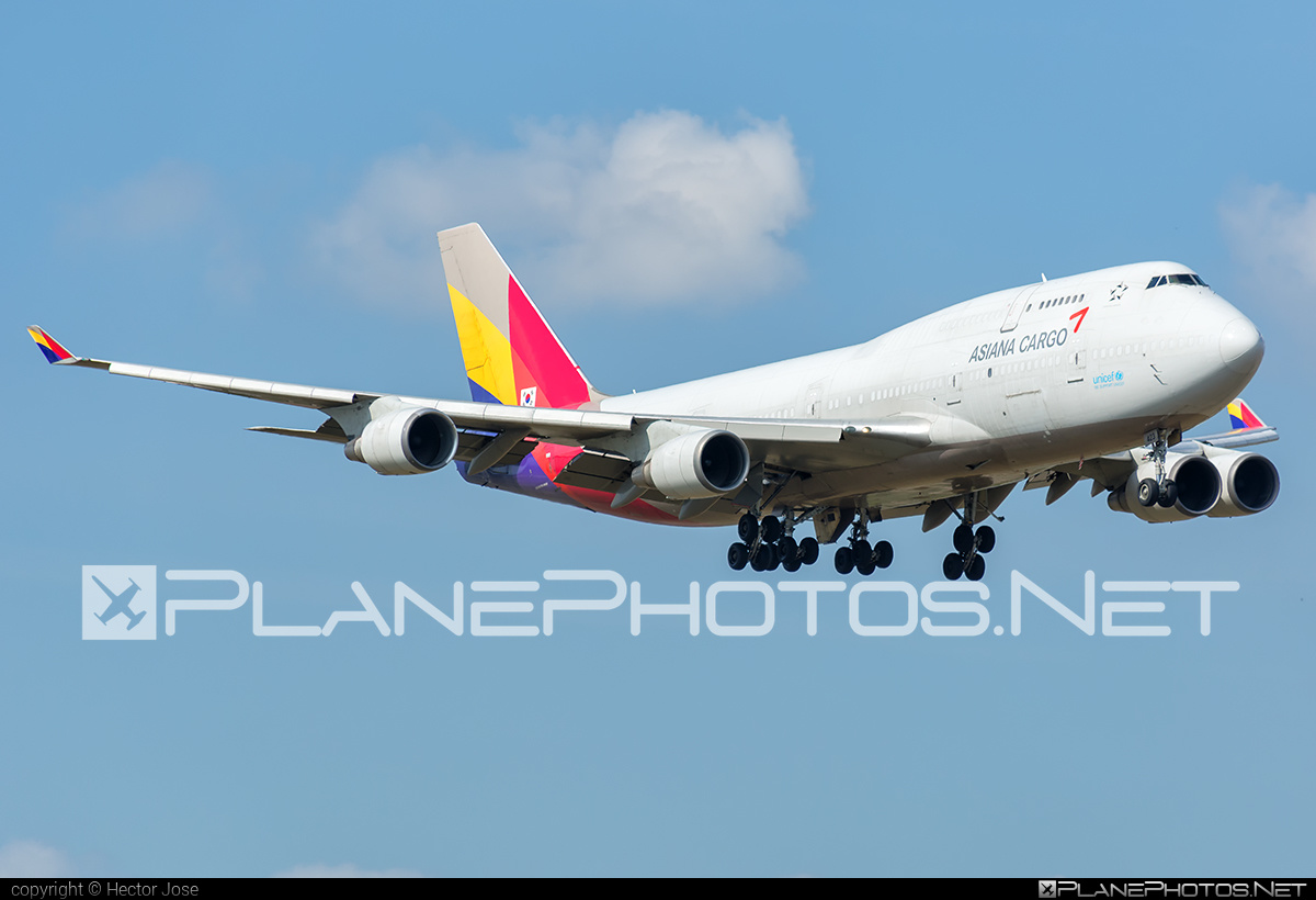 Boeing 747-400BDSF - HL7423 operated by Asiana Cargo #asianacargo #b747 #b747bdsf #b747freighter #bedekspecialfreighter #boeing #boeing747 #jumbo