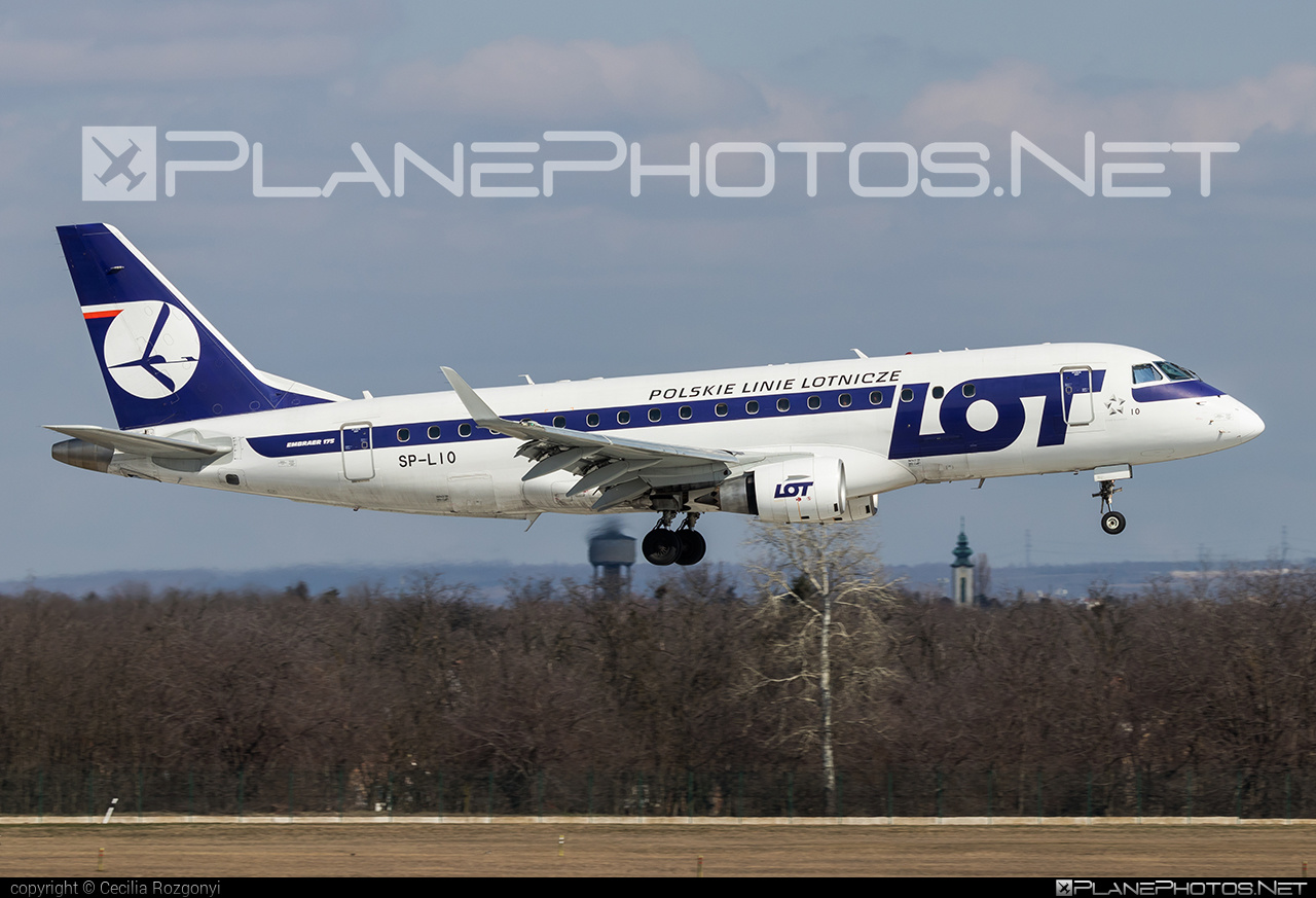 Embraer E175LR (ERJ-170-200LR) - SP-LIO operated by LOT Polish Airlines #e175 #embraer #embraer175 #embraer175lr #erj170200 #erj170200lr #erj175 #erj175lr #lot #lotpolishairlines