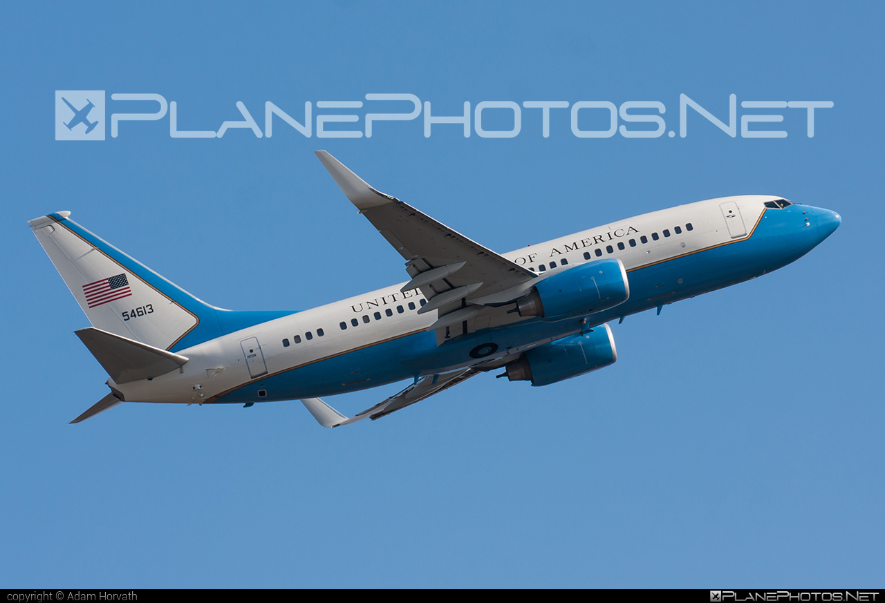Boeing C-40C - 05-4613 operated by US Air Force (USAF) #b737 #boeing #boeingc40 #boeingc40c #c40 #c40c #usaf #usairforce