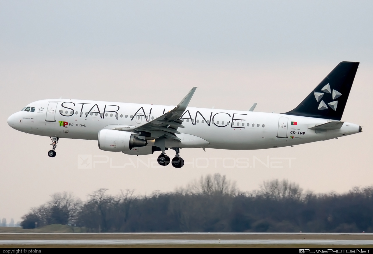 Airbus A320-214 - CS-TNP operated by TAP Portugal #a320 #a320family #airbus #airbus320 #staralliance #tap #tapportugal