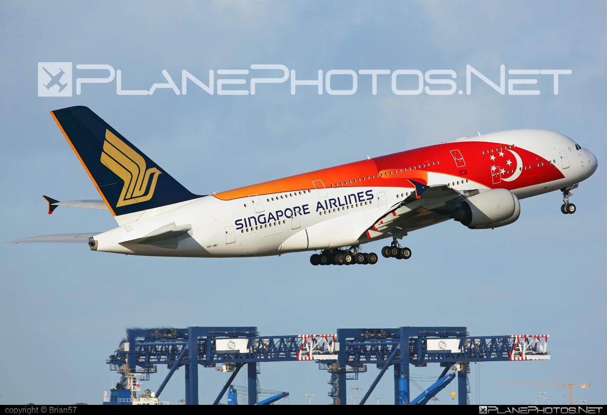 Airbus A380-841 - 9V-SKI operated by Singapore Airlines #a380 #a380family #airbus #airbus380 #singaporeairlines