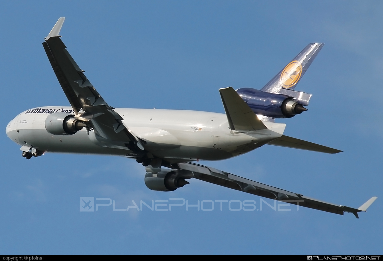 McDonnell Douglas MD-11F - D-ALCI operated by Lufthansa #lufthansa #mcdonnelldouglas #mcdonnelldouglas11 #mcdonnelldouglas11f #mcdonnelldouglasmd11 #mcdonnelldouglasmd11f #md11 #md11f