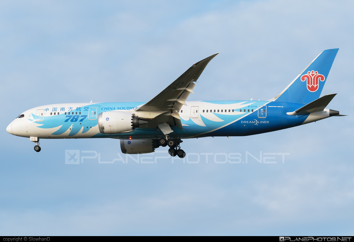 Boeing 787-8 Dreamliner - B-2733 operated by China Southern Airlines #b787 #boeing #boeing787 #dreamliner
