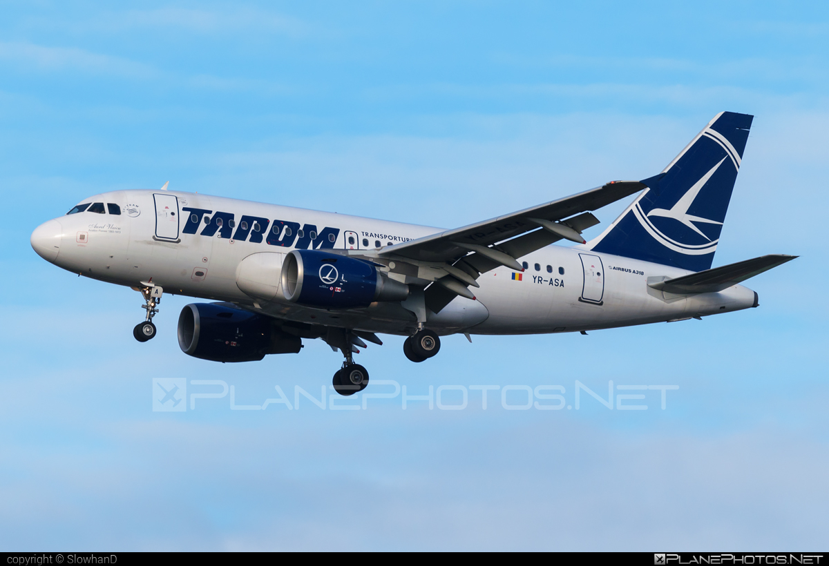 Airbus A318-111 - YR-ASA operated by Tarom #a318 #a320family #airbus #airbus318
