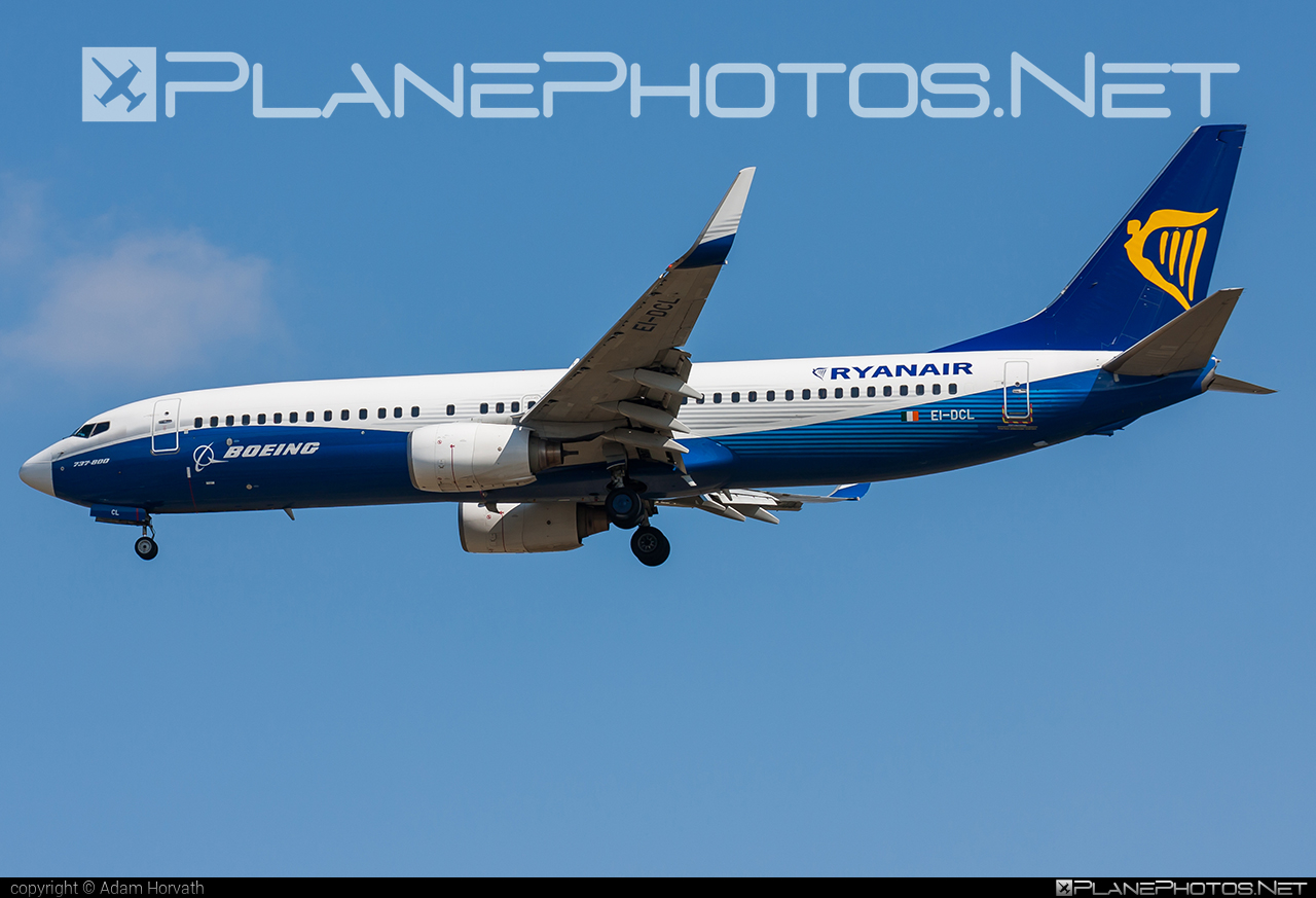 Boeing 737-800 - EI-DCL operated by Ryanair #b737 #b737nextgen #b737ng #boeing #boeing737 #ryanair