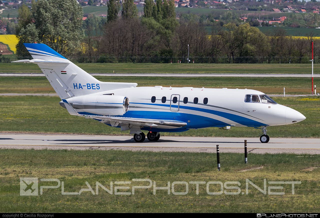 Raytheon Hawker 800XP - HA-BES operated by Private operator #800xp #hawker800 #hawker800xp #raytheon