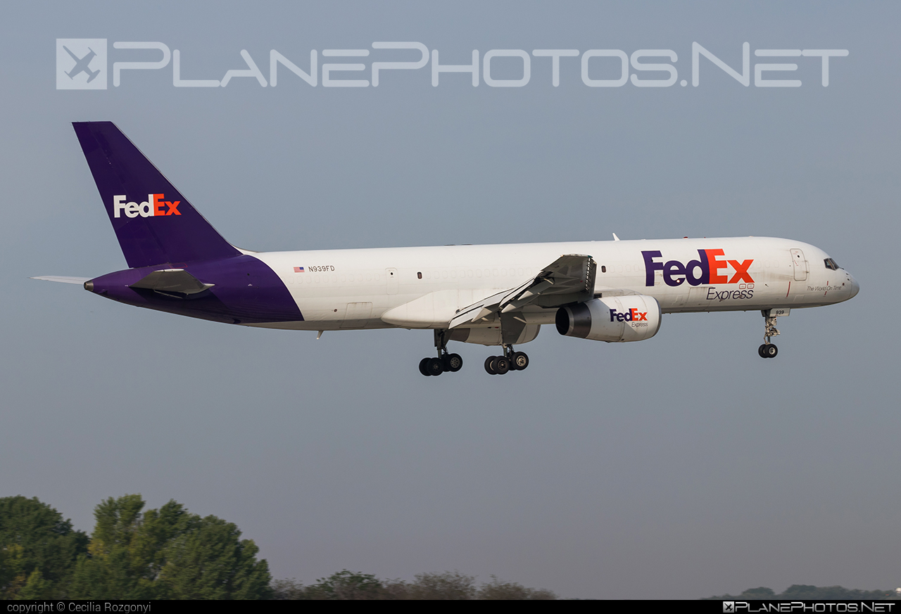 Boeing 757-200SF - N939FD operated by FedEx Express #b757 #boeing #boeing757 #fedex #fedexairlines #fedexexpress