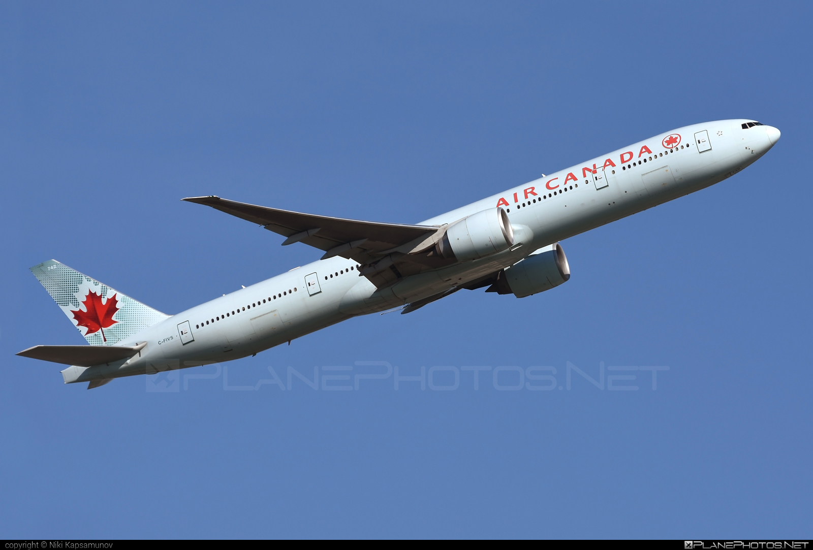 Boeing 777-300ER - C-FIVS operated by Air Canada #airCanada #b777 #b777er #boeing #boeing777 #tripleseven
