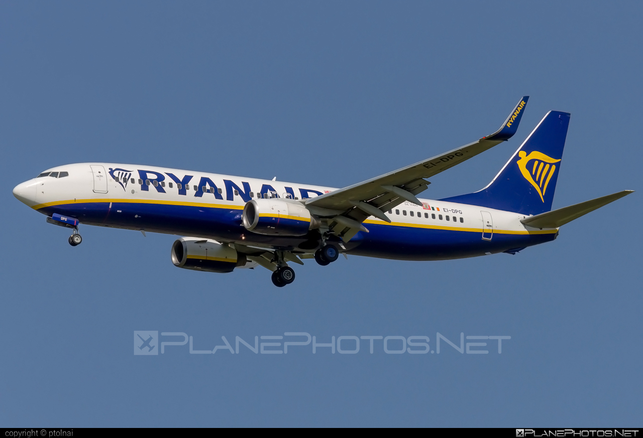 Boeing 737-800 - EI-DPG operated by Ryanair #b737 #b737nextgen #b737ng #boeing #boeing737 #ryanair