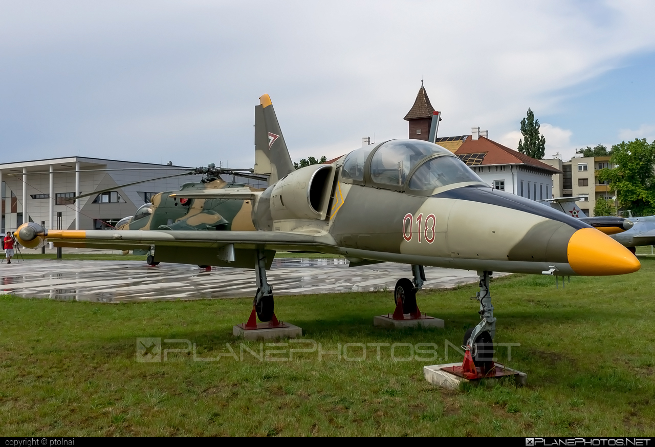Aero L-39ZO Albatros - 018 operated by Magyar Légierő (Hungarian Air Force) #aero #aerol39 #aerol39albatros #aerol39zoalbatros #albatros #hungarianairforce #l39 #l39zo #l39zoalbatros #magyarlegiero