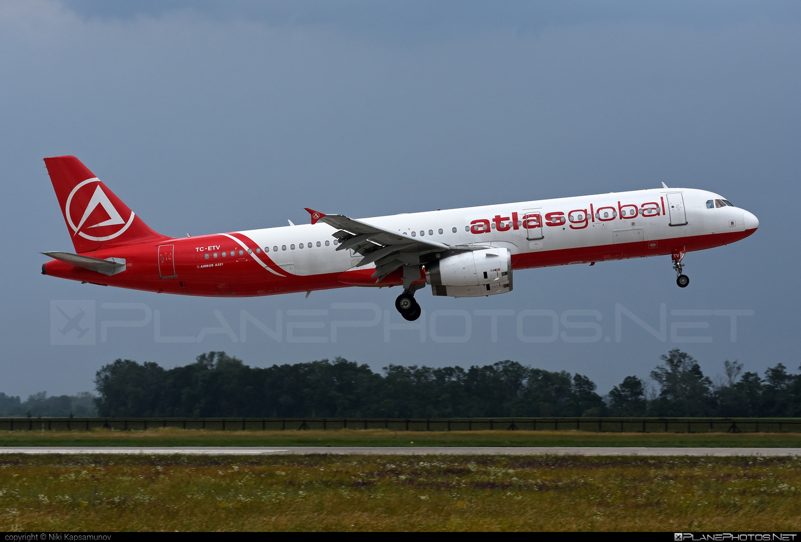 Airbus A321-231 - TC-ETV operated by Atlasglobal #a320family #a321 #airbus #airbus321