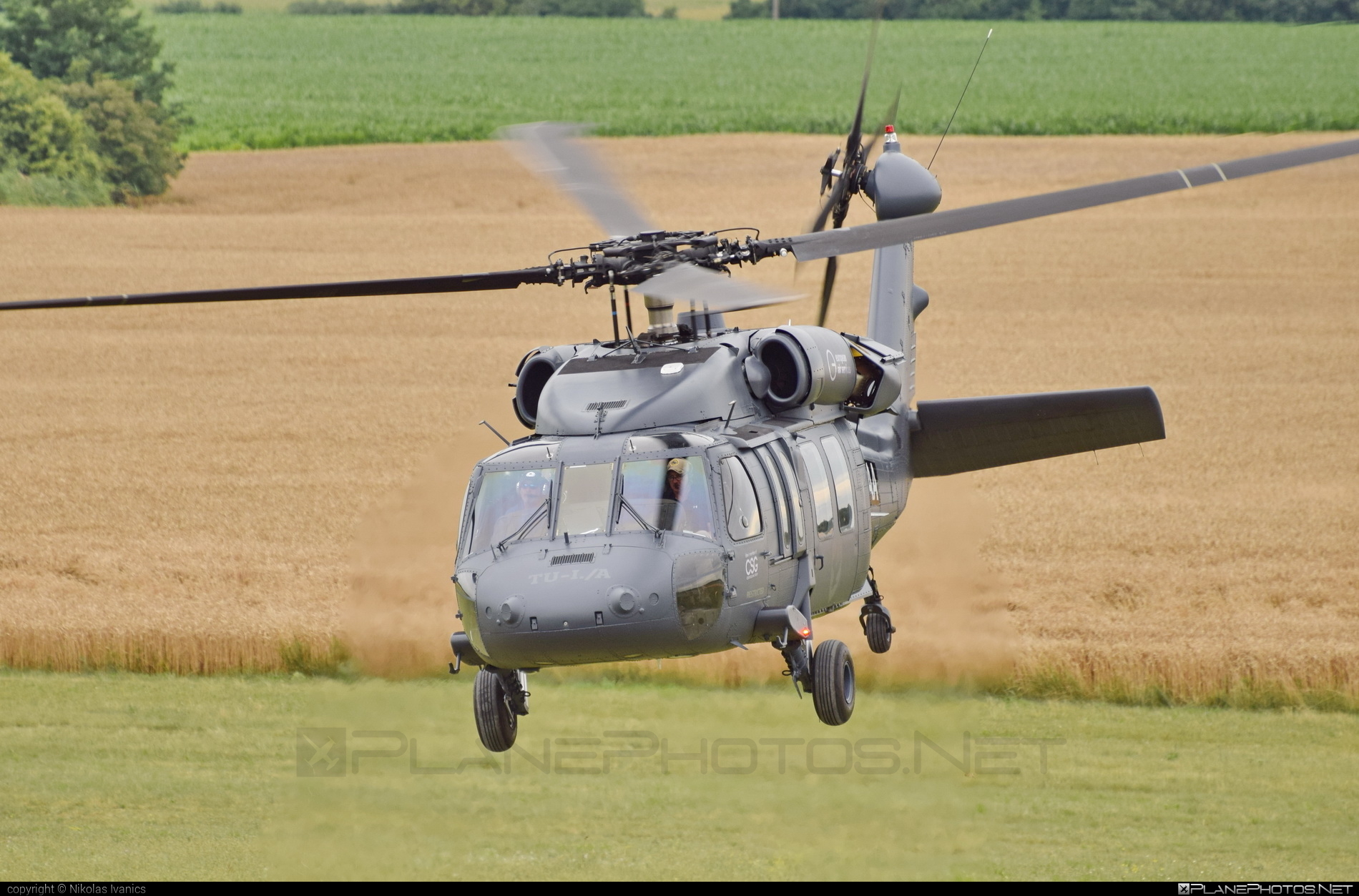 Sikorsky UH-60A Black Hawk - N522AA operated by Slovak Training Academy #blackhawk #sikorsky #slovaktrainingacademy #uh60 #uh60a #uh60blackhawk