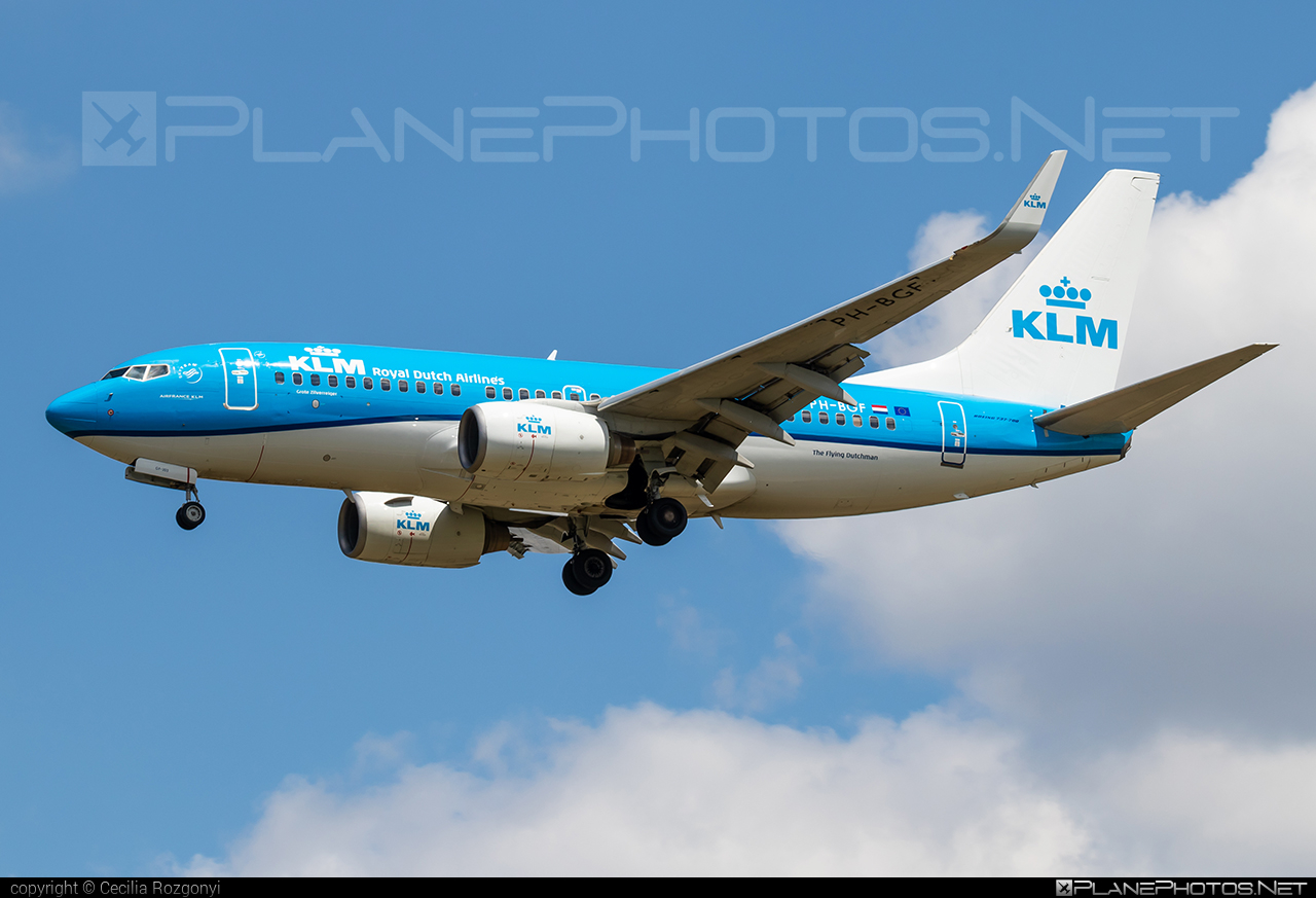 Boeing 737-700 - PH-BGF operated by KLM Royal Dutch Airlines #b737 #b737nextgen #b737ng #boeing #boeing737 #klm #klmroyaldutchairlines #royaldutchairlines