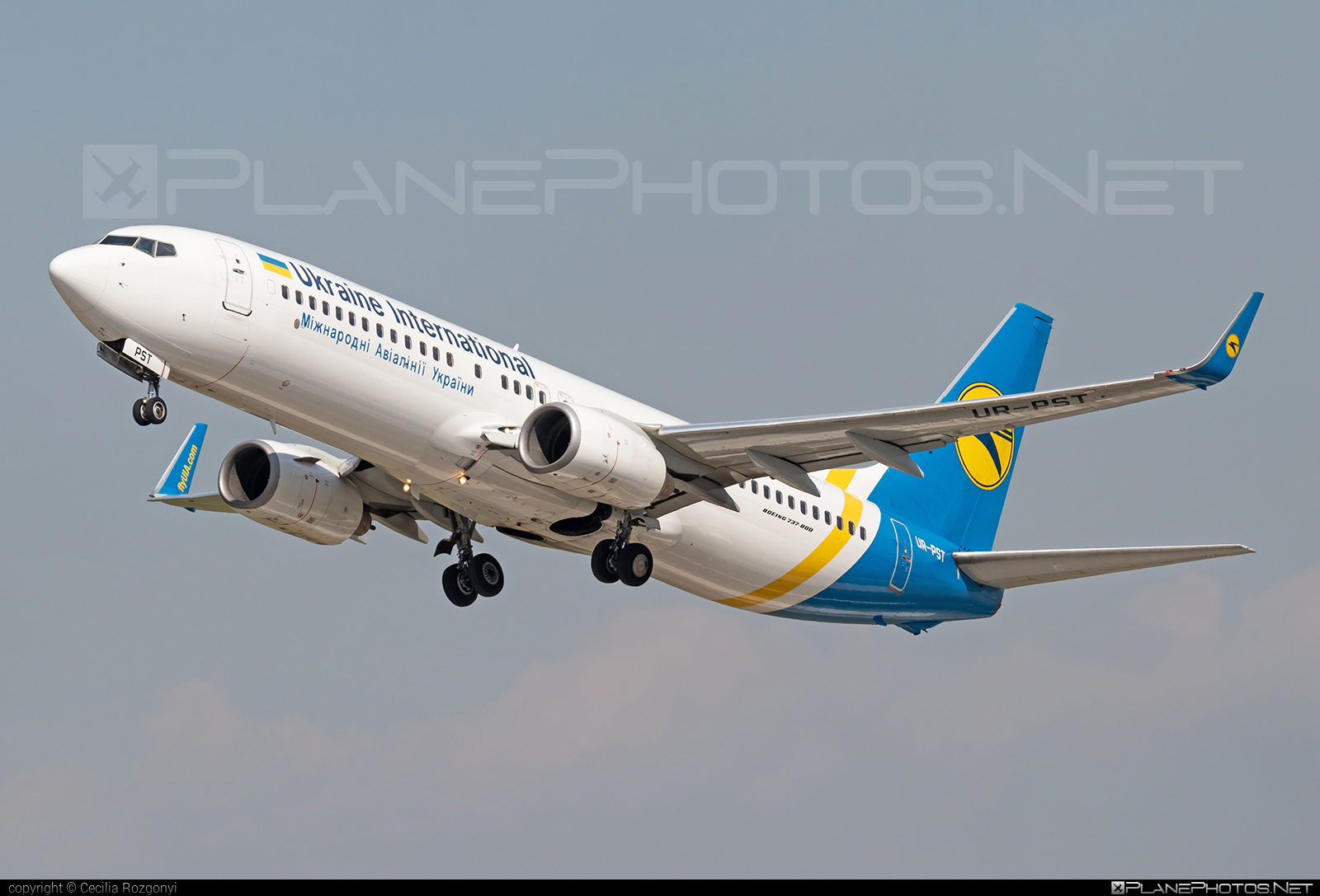 Boeing 737-800 - UR-PST operated by Ukraine International Airlines #b737 #b737nextgen #b737ng #boeing #boeing737 #uia #ukraineinternationalairlines
