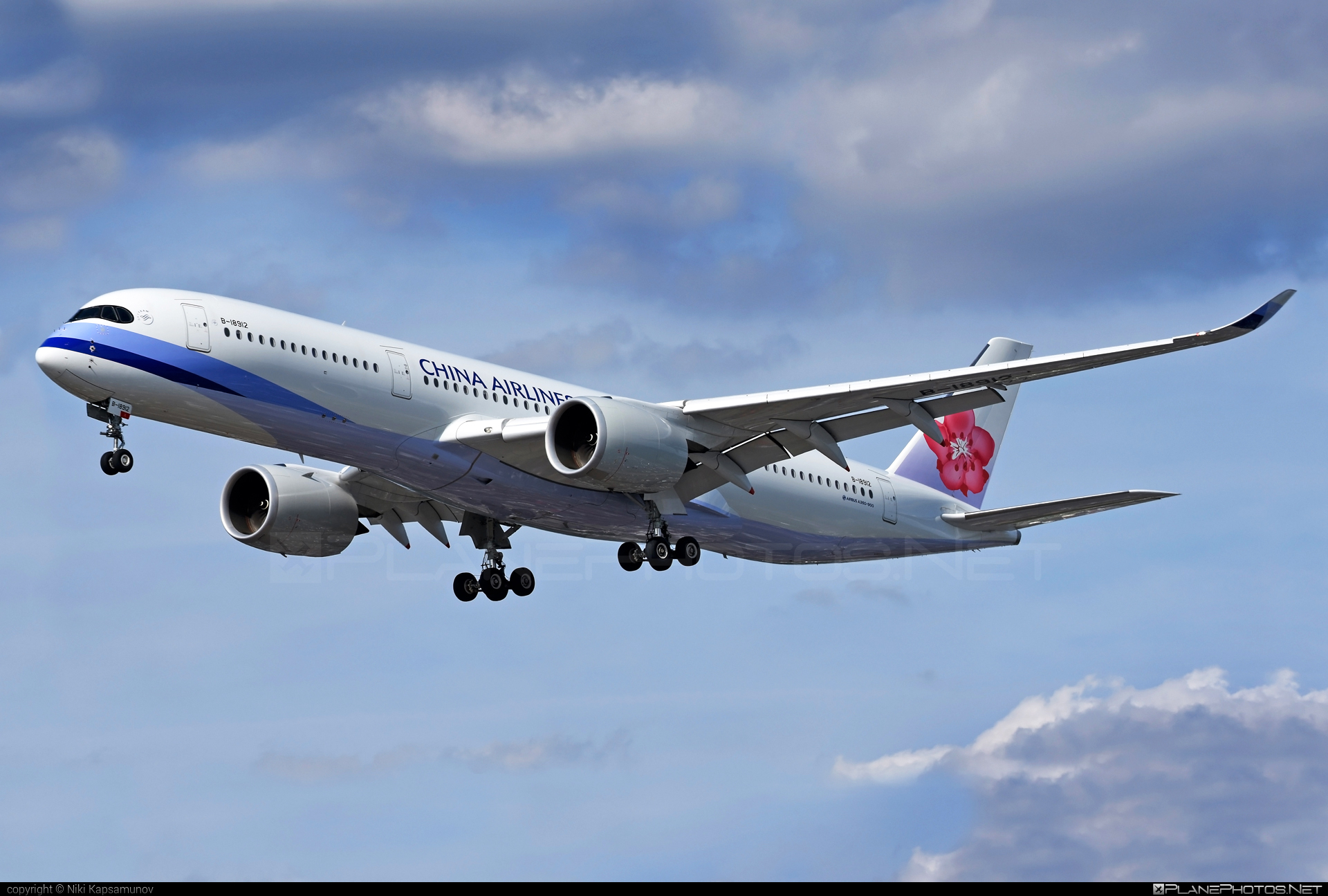 Airbus A350-941 - B-18912 operated by China Airlines #a350 #a350family #airbus #airbus350 #chinaairlines #xwb