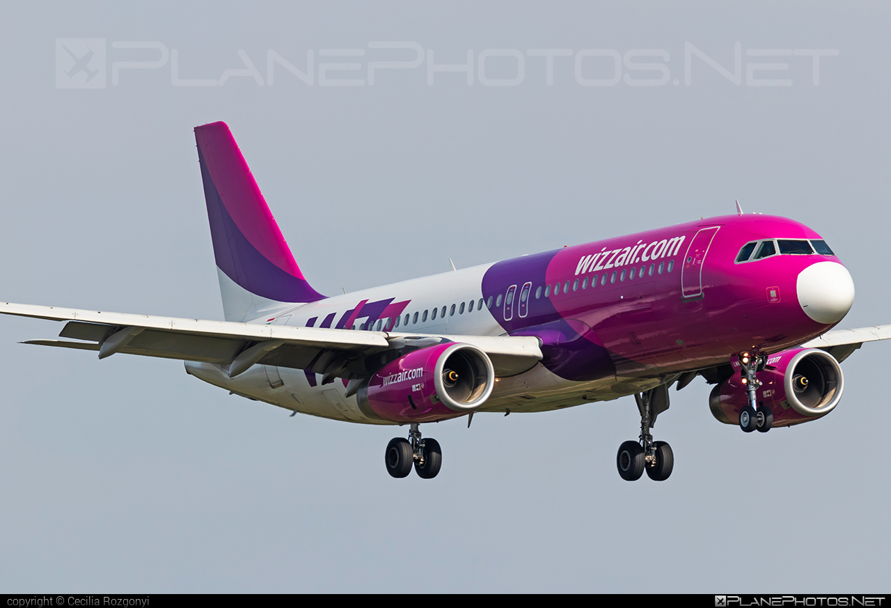 Airbus A320-232 - HA-LWA operated by Wizz Air #a320 #a320family #airbus #airbus320 #wizz #wizzair