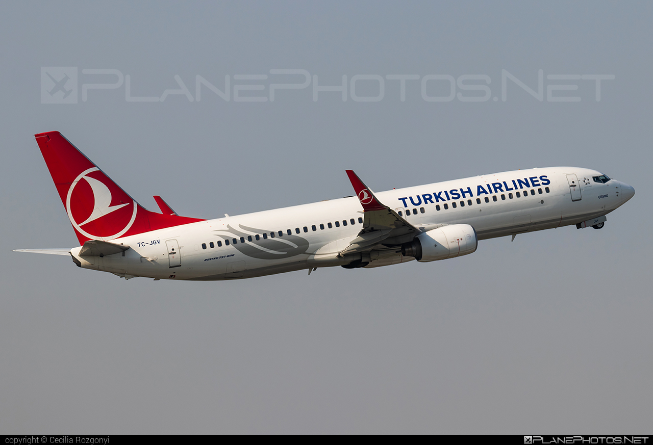 Boeing 737-800 - TC-JGV operated by Turkish Airlines #b737 #b737nextgen #b737ng #boeing #boeing737 #turkishairlines