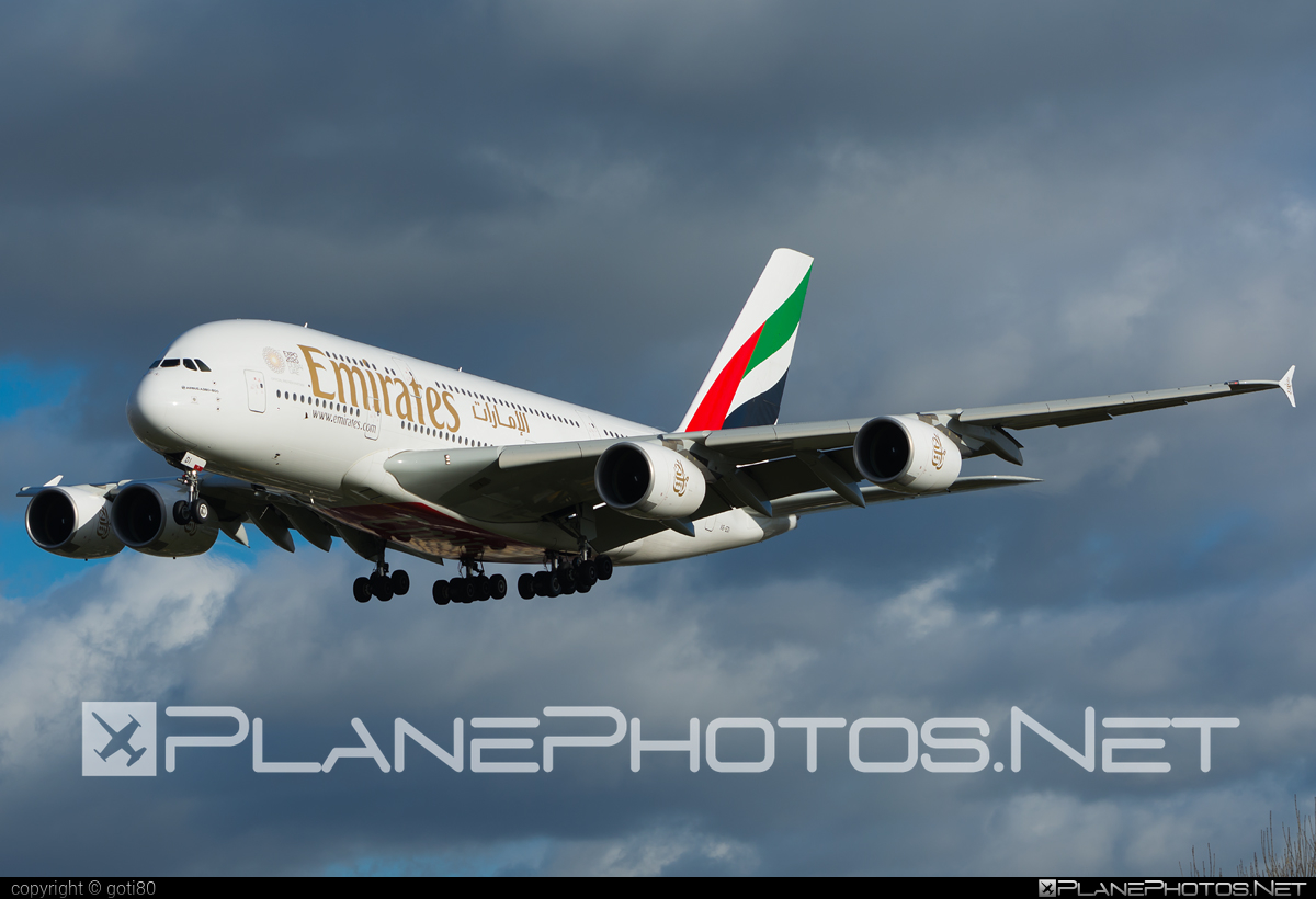 Airbus A380-861 - A6-EDI operated by Emirates #a380 #a380family #airbus #airbus380 #emirates