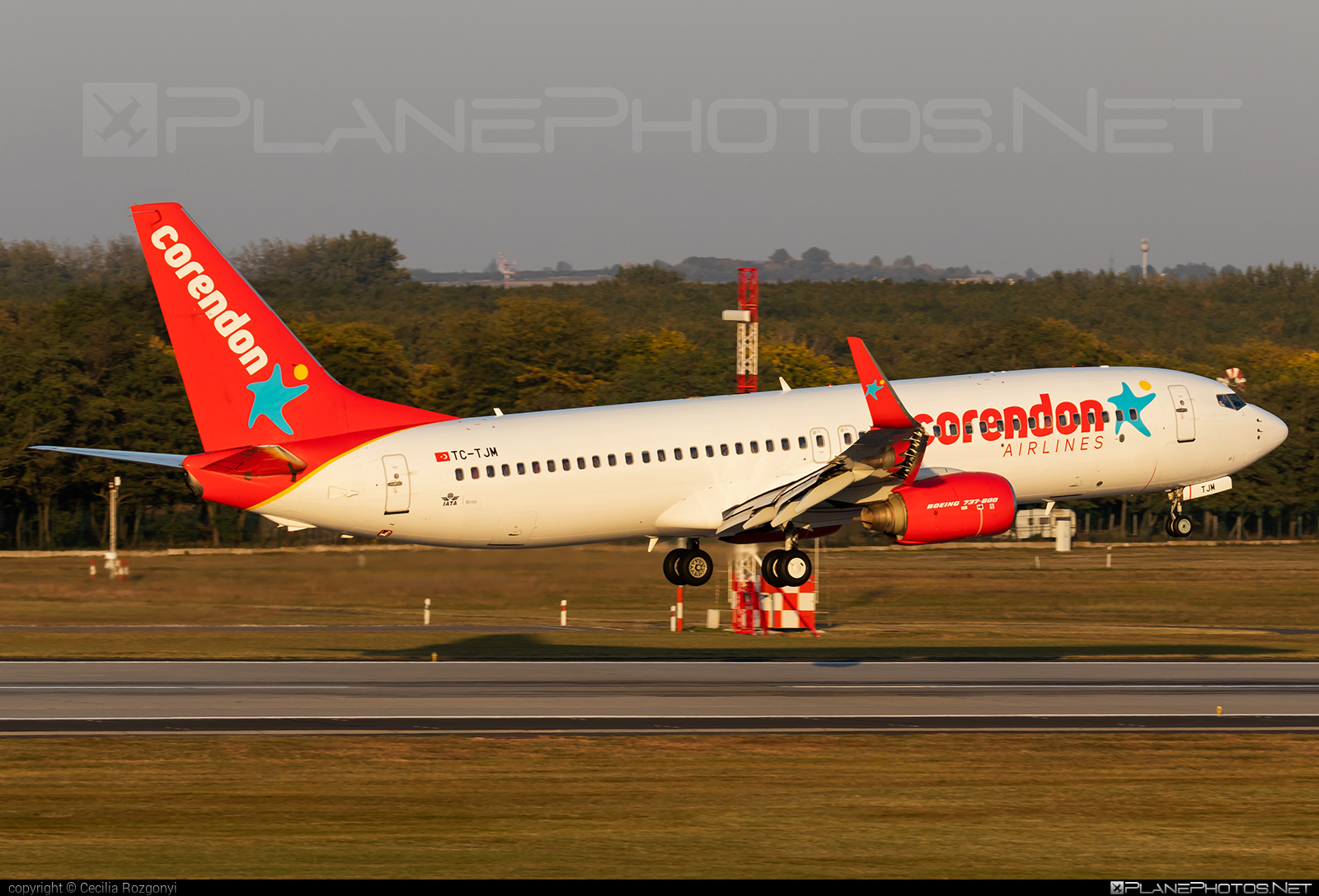 Boeing 737-800 - TC-TJM operated by Corendon Airlines #b737 #b737nextgen #b737ng #boeing #boeing737