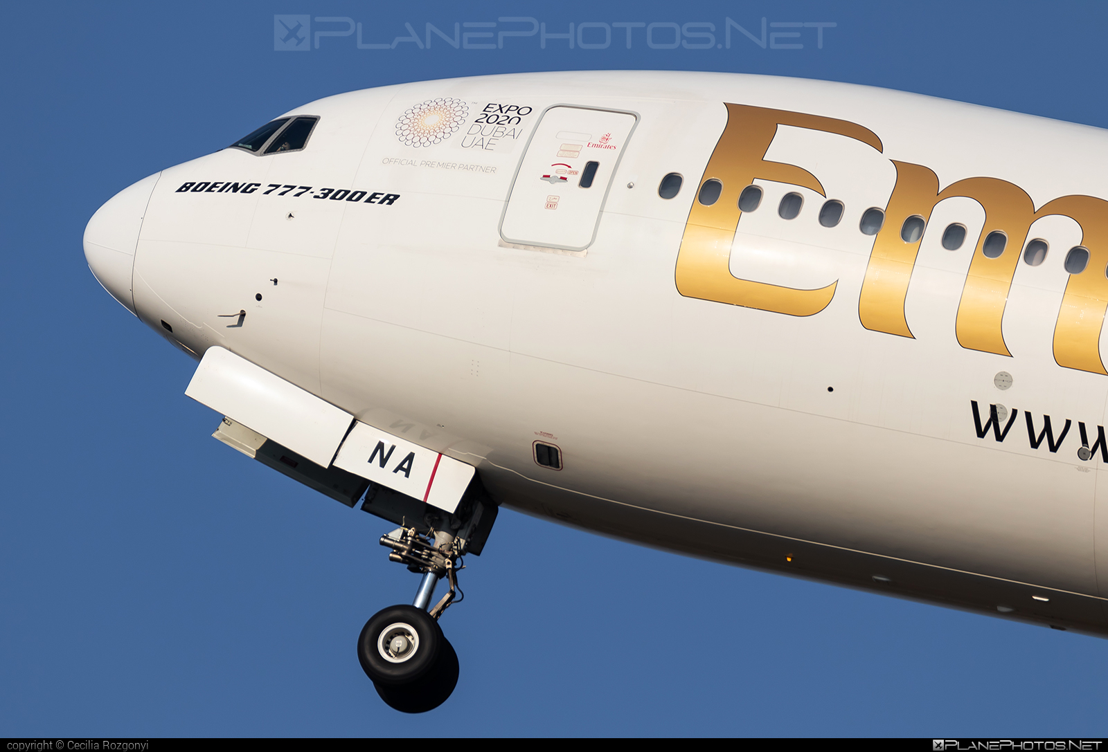 Boeing 777-300ER - A6-ENA operated by Emirates #b777 #b777er #boeing #boeing777 #emirates #tripleseven