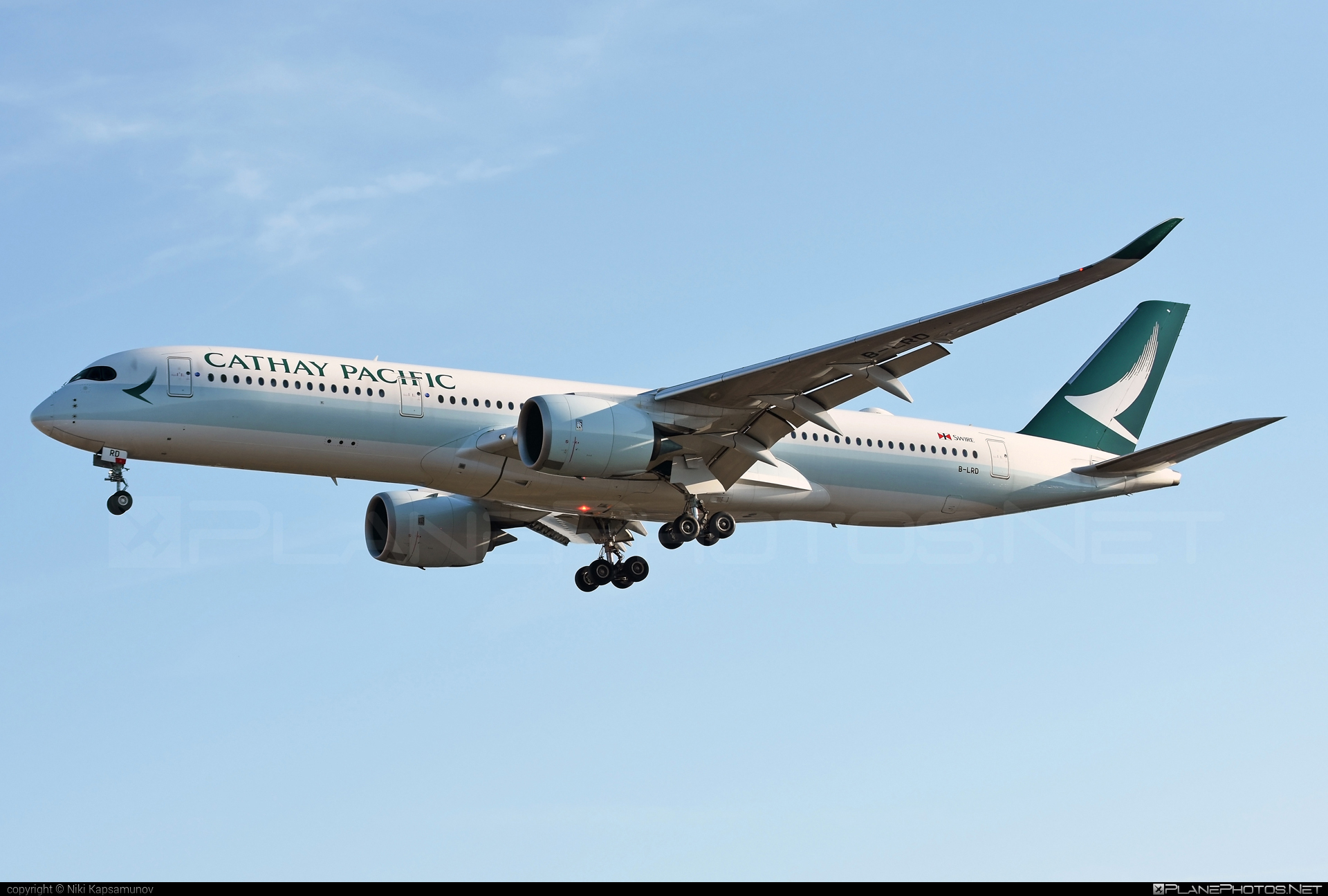 Airbus A350-941 - B-LRD operated by Cathay Pacific Airways #a350 #a350family #airbus #airbus350 #cathaypacific #cathaypacificairways #xwb