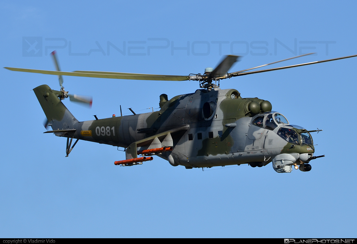 Mil Mi-24V - 0981 operated by Vzdušné síly AČR (Czech Air Force) #czechairforce #mi24 #mi24v #mil #mil24 #mil24v #milhelicopters #vzdusnesilyacr
