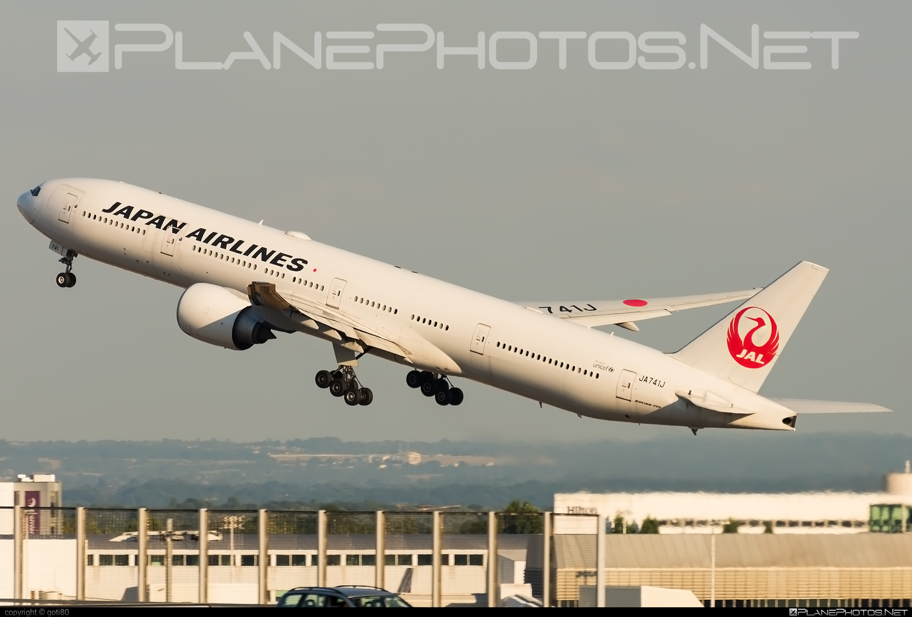 Boeing 777-300ER - JA741J operated by Japan Airlines (JAL) #b777 #b777er #boeing #boeing777 #tripleseven