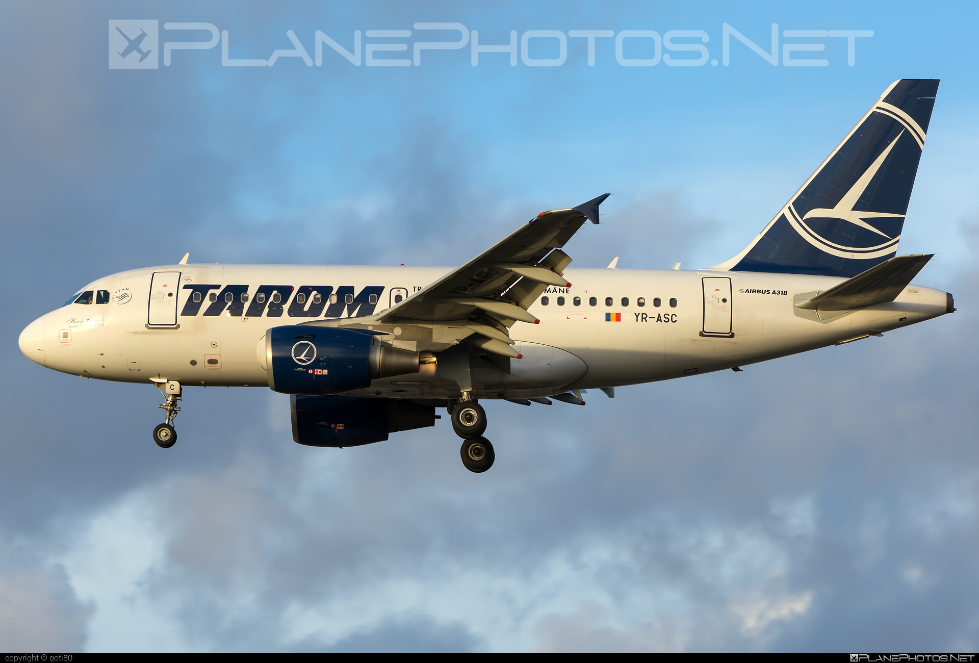Airbus A318-111 - YR-ASC operated by Tarom #a318 #a320family #airbus #airbus318
