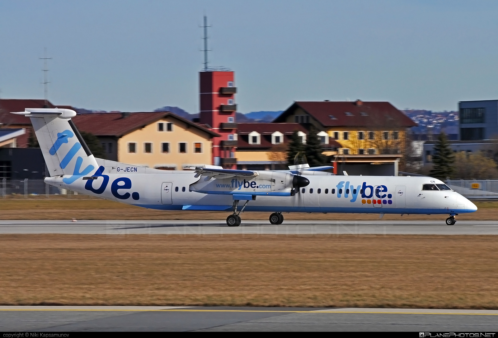 Bombardier DHC-8-Q402 Dash 8 - G-JECN operated by Flybe #bombardier #dash8 #dhc8 #dhc8q402