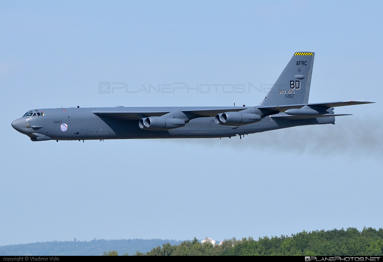 Boeing B-52H Stratofortress - 60-0057 operated by US Air Force (USAF) #b52 #boeing #stratofortress #usaf #usairforce