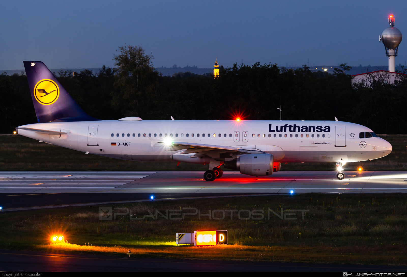 Airbus A320-211 - D-AIQF operated by Lufthansa #a320 #a320family #airbus #airbus320 #lufthansa