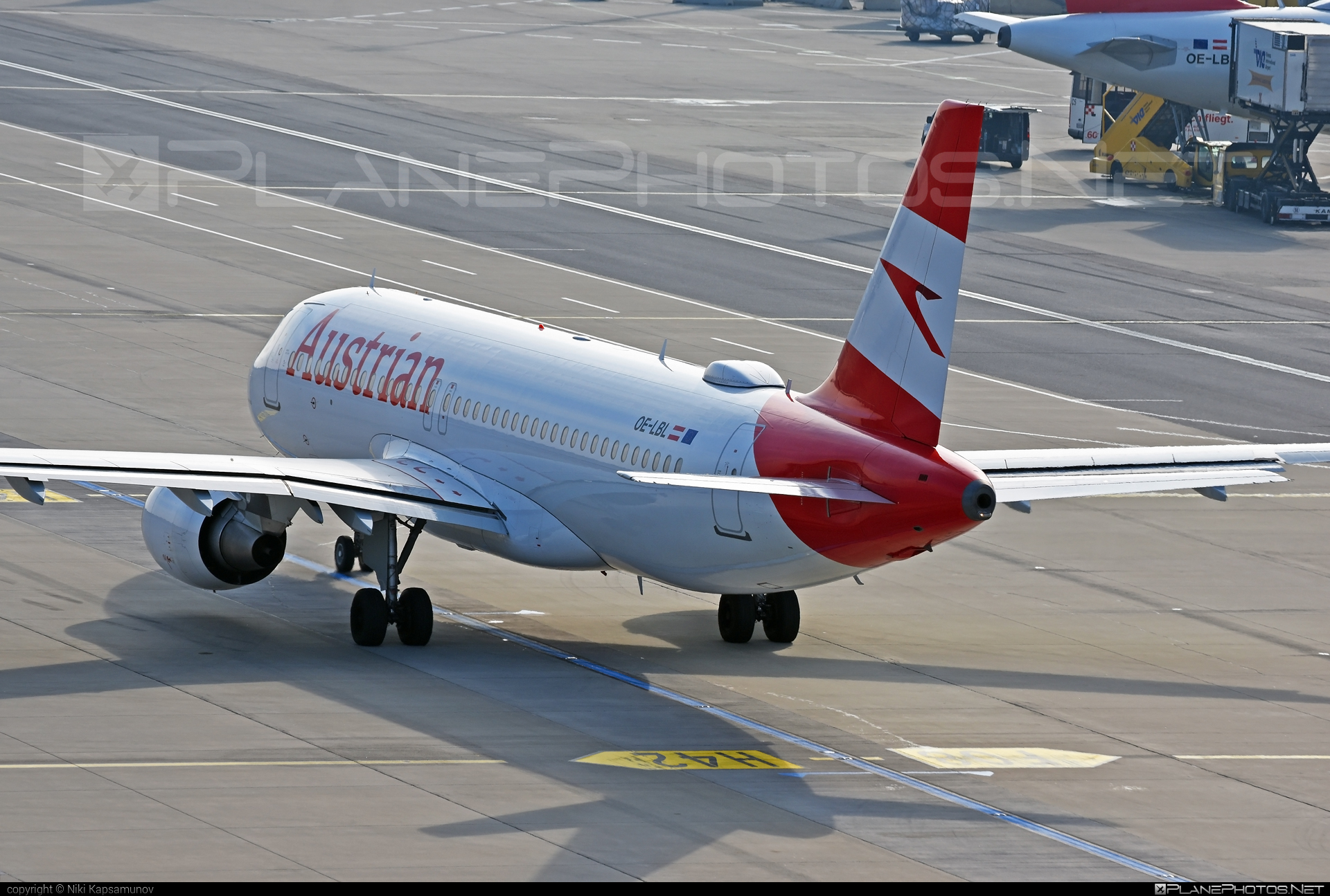 Airbus A320-214 - OE-LBL operated by Austrian Airlines #a320 #a320family #airbus #airbus320 #austrian #austrianAirlines
