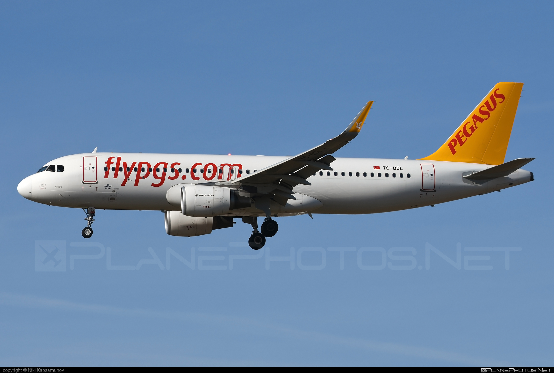 Airbus A320-214 - TC-DCL operated by Pegasus Airlines #PegasusAirlines #a320 #a320family #airbus #airbus320 #flypgs