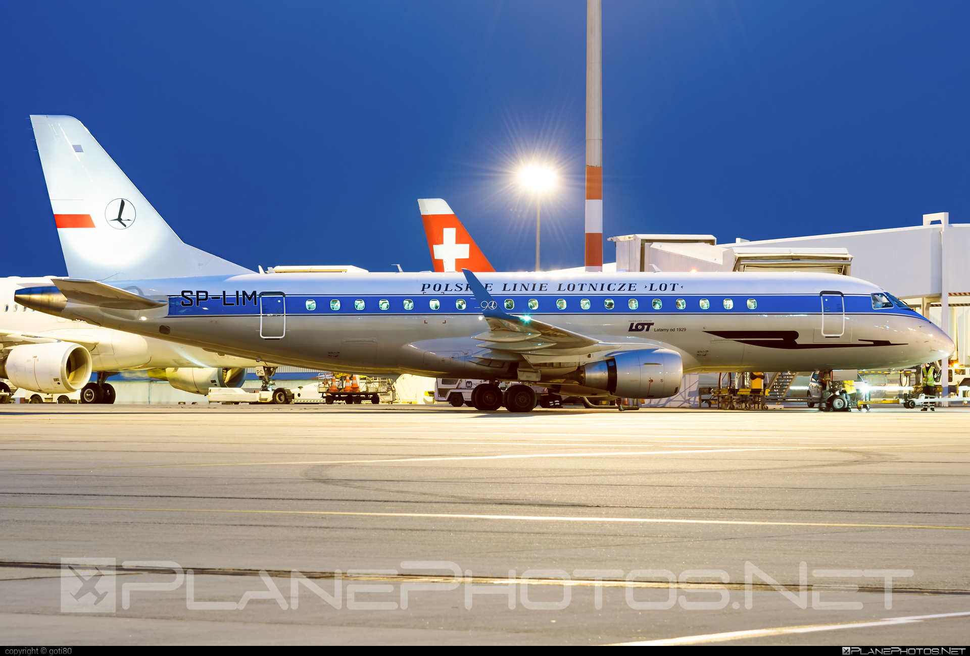 Embraer E175LR (ERJ-170-200LR) - SP-LIM operated by LOT Polish Airlines #e175 #embraer #embraer175 #embraer175lr #erj170200 #erj170200lr #erj175 #erj175lr #lot #lotpolishairlines