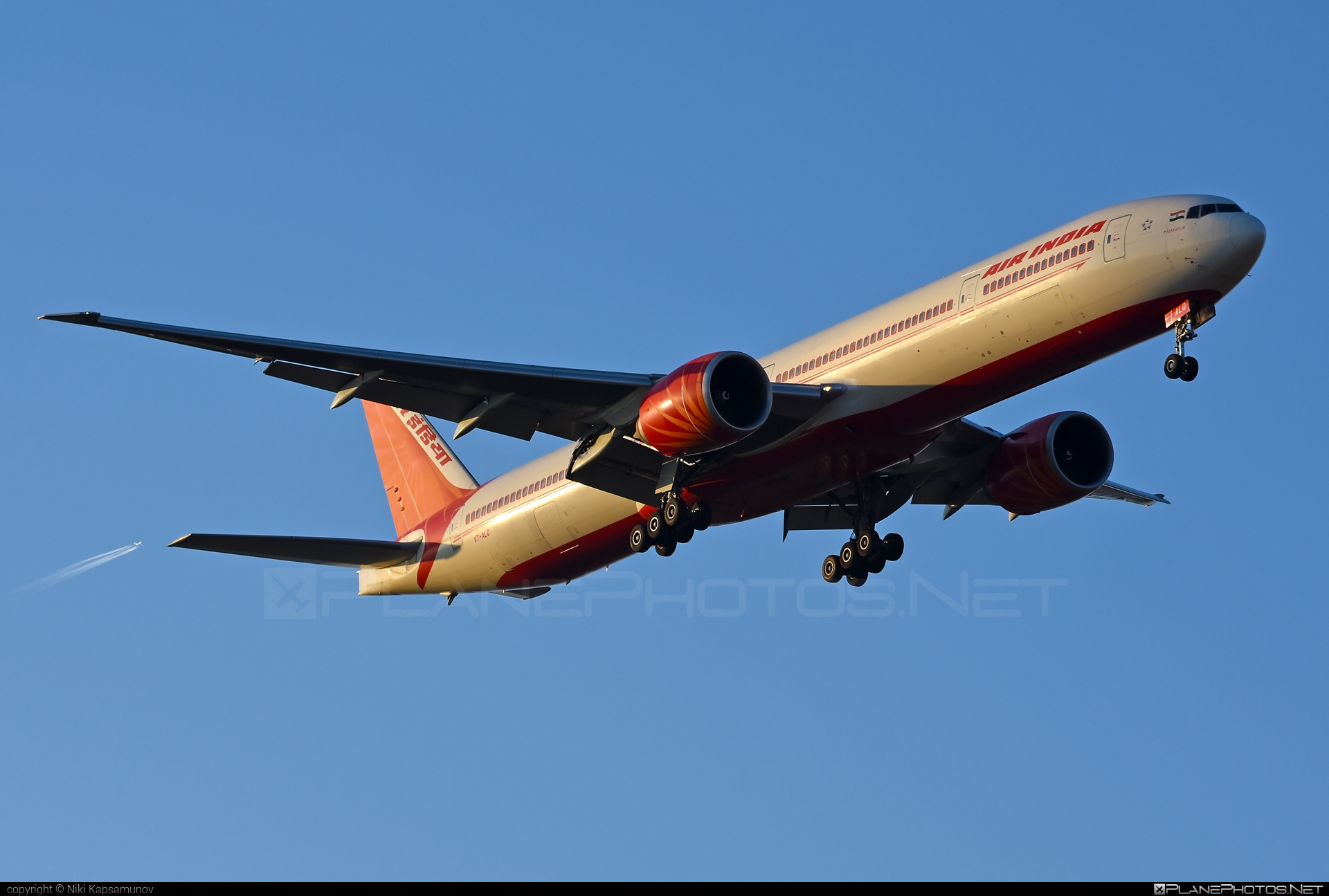 Boeing 777-300ER - VT-ALQ operated by Air India #airindia #b777 #b777er #boeing #boeing777 #tripleseven